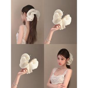 Extra-Large Ruffled Banana Hair Clip for Women, Delicate and Stylish, Makes the Face Look Smaller, Adds Volume, Hair Accessory, Hair Claw