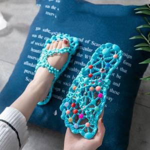 Summer slippers for bathrooms, dormitories, homes, indoor showers, breathable, hollowed-out design, foot massage, drainable and quick-drying.