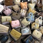Brand new women's handbags, surplus stock, original packaging, mixed styles, wholesale, women's shoulder/crossbody bags, live stream source.